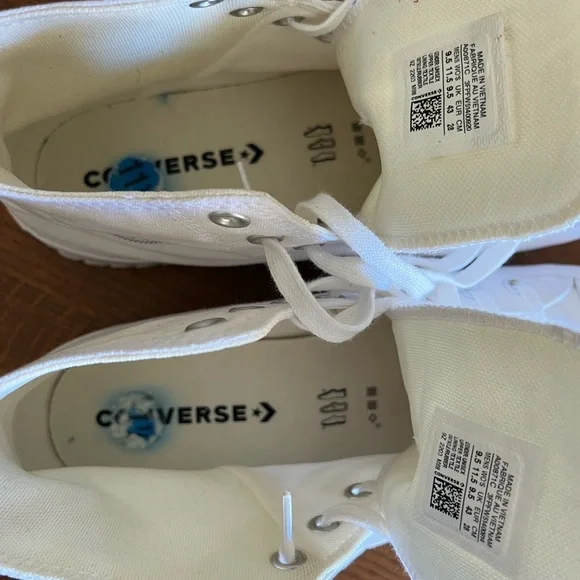 White Converse Lugged 2.0 High Top Platform Sneakers Shoes - Picture 6 of 7